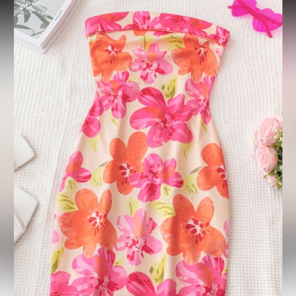 Floral Strapless Mini Dress Summer New Never Worn